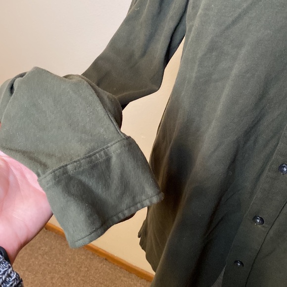 NWT! Banana Republic Men's Luxury Brushed Cotton Button Up Shirt - Picture 3 of 8